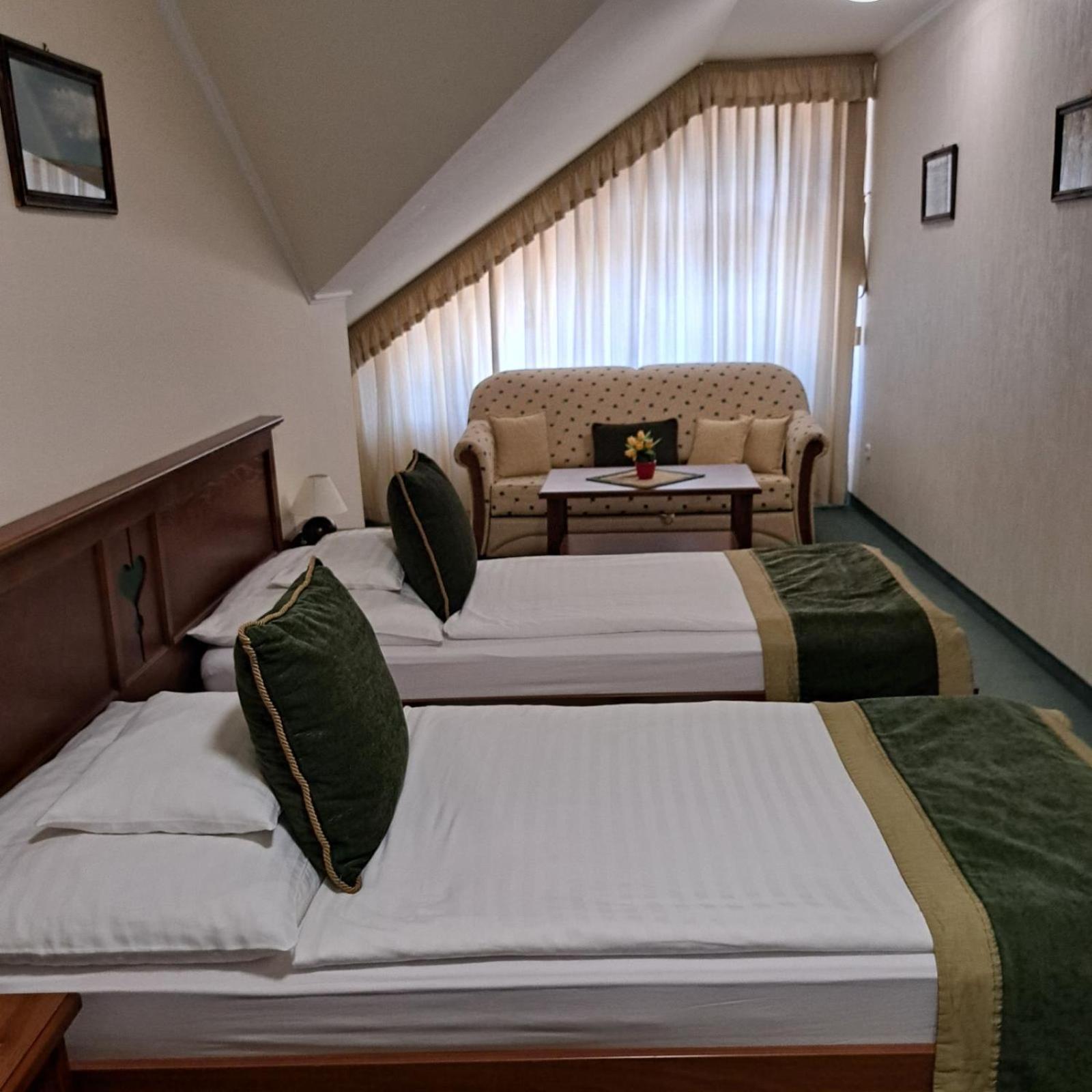 Kigyosi Csarda & Panzio Bed & Breakfast Fulopszallas Eksteriør bilde